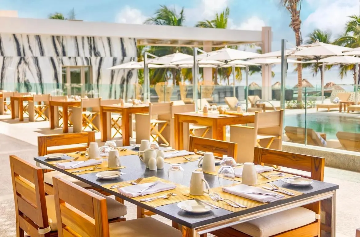 Hotel Mousai Cancun